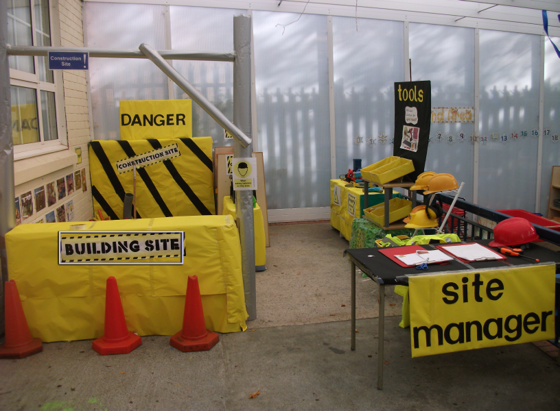 Construction Site Classroom RolePlay Area Photo SparkleBox