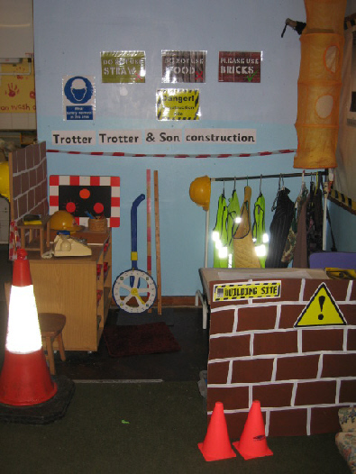 Three Pigs' construction site role-play area classroom display photo ...